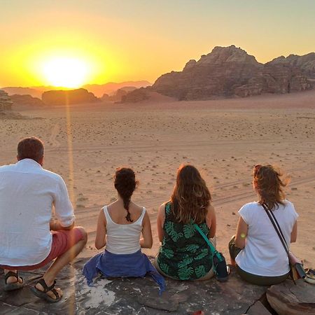 Wadi Rum Old Bedouin Camp Bagian luar foto