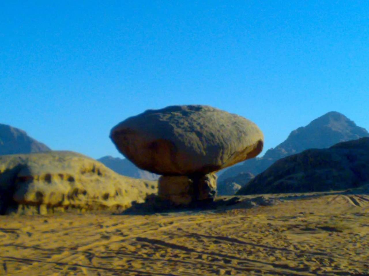 Wadi Rum Old Bedouin Camp Bagian luar foto