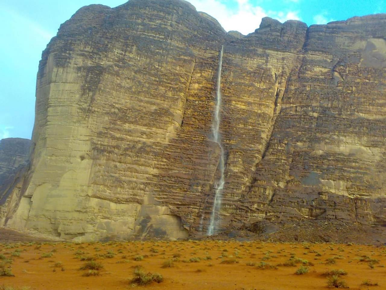 Wadi Rum Old Bedouin Camp Bagian luar foto