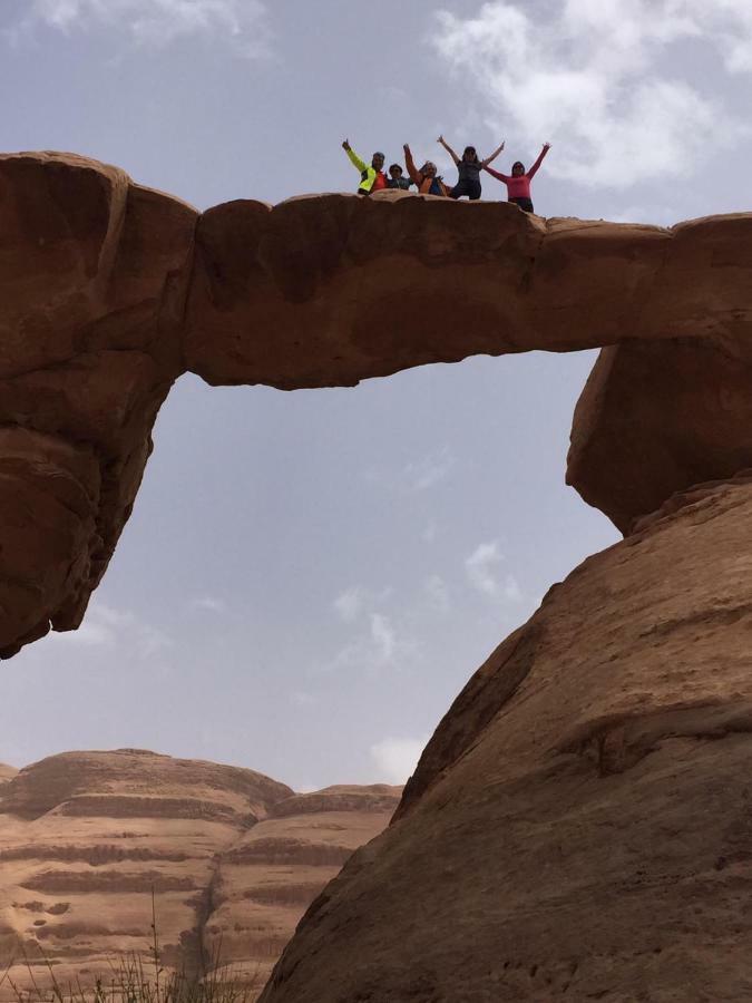 Wadi Rum Old Bedouin Camp Bagian luar foto
